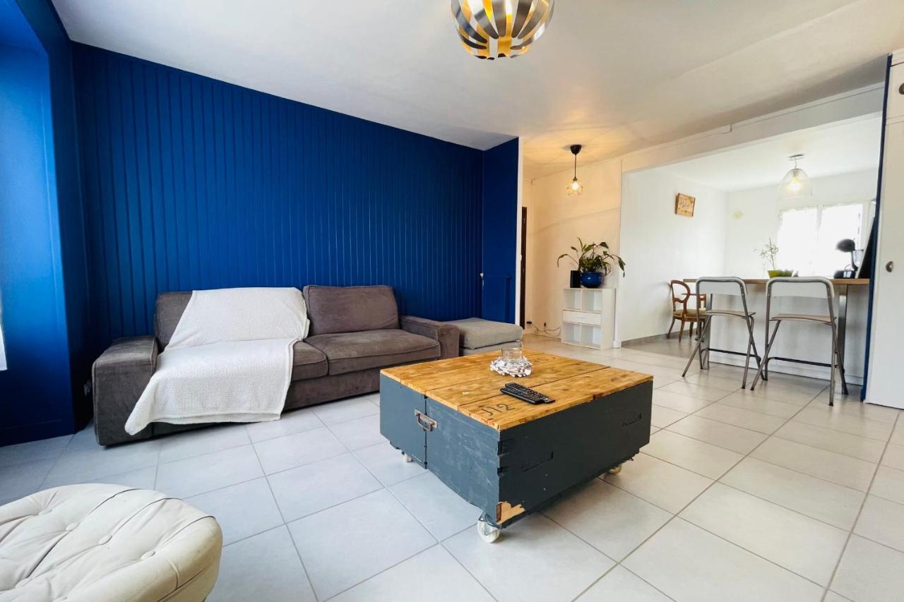 אמבואה Superb Apartment 10 Min Walk From The Castle מראה חיצוני תמונה