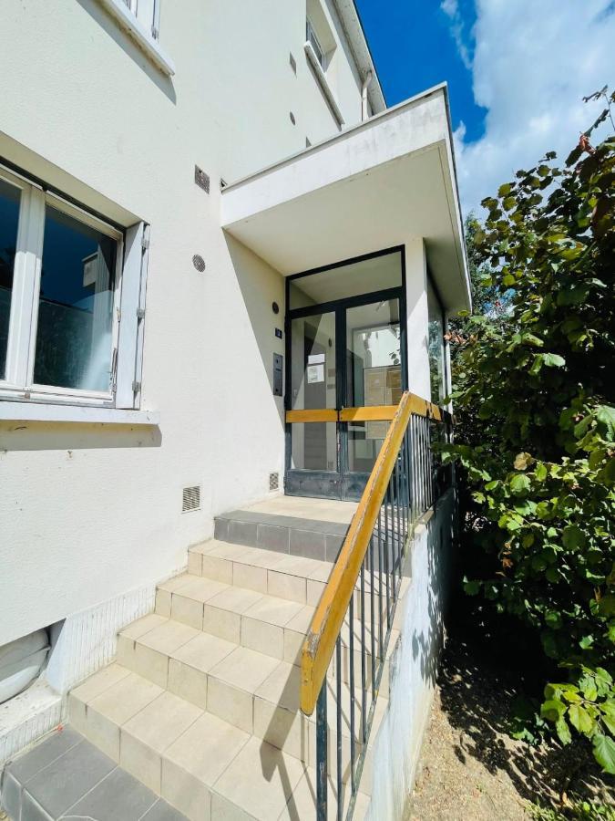 אמבואה Superb Apartment 10 Min Walk From The Castle מראה חיצוני תמונה